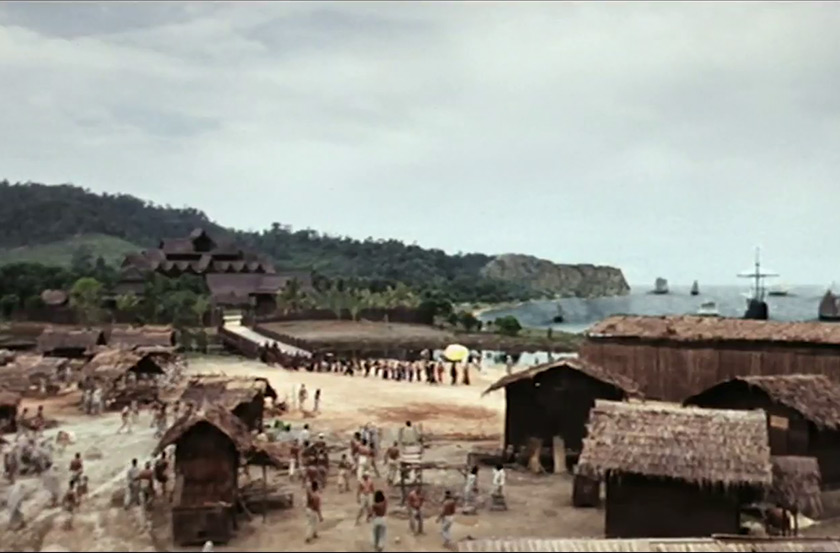 Perkampungan dalam filem PGL