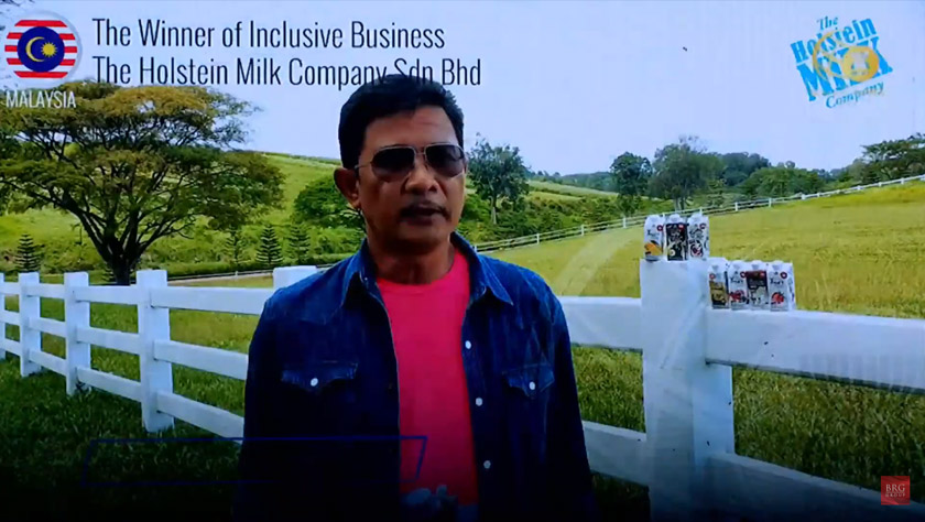 sifatkan anugerah diterima kali ini adalah paling tinggi kerana ia merupakan pengiktirafan di peringkat ASEAN