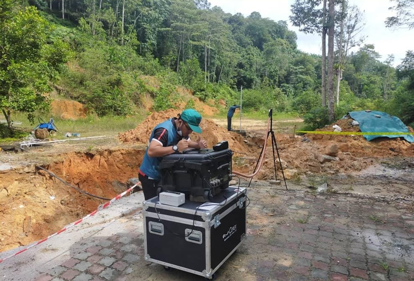 JAS menunggu laporan analisis Jabatan Kimia untuk mengetahui kandungan sampel yang diambil dari kawasan tersebut. - Astro AWANI