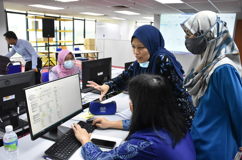 Data Processing and Quality Management Centralized Briefing to the State Mycensus Hub, 1st October 2020 - mycensus.gov.my