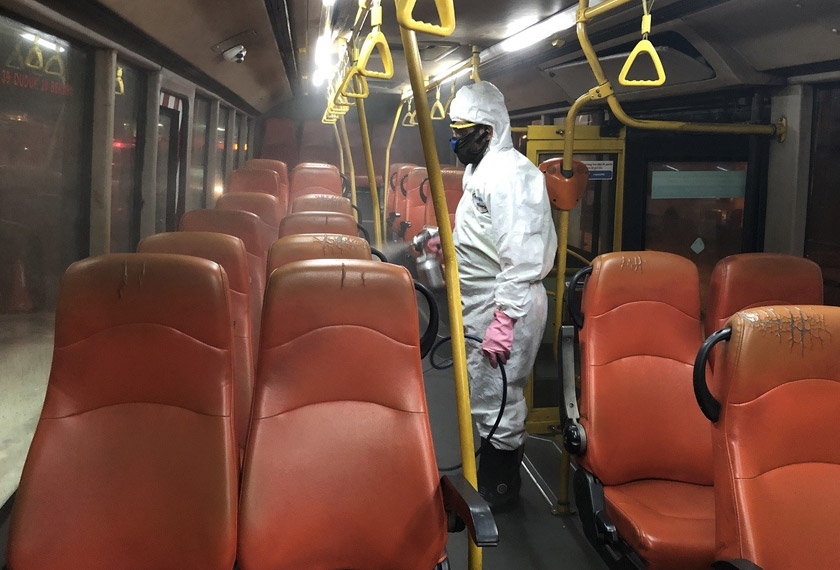 Pihak pengurusan dan staf Prasarana khususnya di Rapid Rail dan Rapid Bas telah dilatih untuk menerapkan piawaian dan protokol tertinggi untuk kebersihan dan sanitasi berkaitan COVID-19. - Gambar ihsan Prasarana.