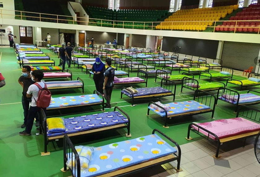 Jabatan Kesihatan Wilayah Persekutuan (JKWP) Labuan telah menyediakan PKRC di Dewan Perbadanan Labuan dengan kapasiti 140 katil, menjadikan jumlah keupayaan katil PKRC di WP Labuan sebanyak 317 katil. - Facebook/Dr Noor Hisham Abdullah