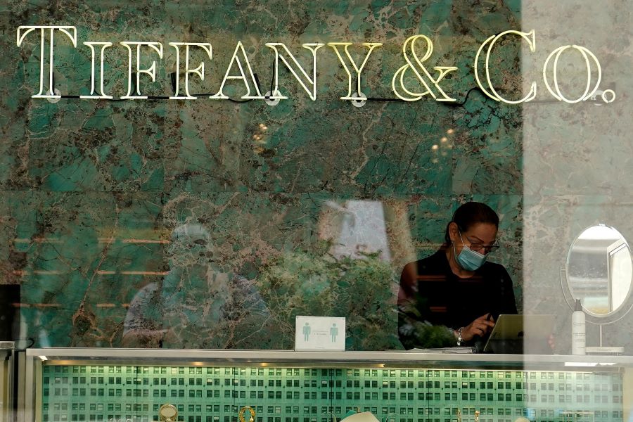 A Tiffany & Co. store is pictured in the Manhattan borough of New York City, New York, U.S., September 10, 2020. REUTERS/Carlo Allegri/File Photo