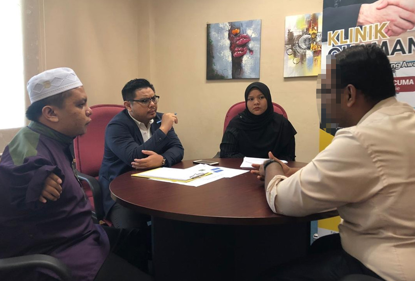Ada juga isu yang dibawa ke Mahkamah yang boleh diselesaikan sendiri oleh individu setelah mendapat panduan dan konsultasi dari panel peguam. - Foto Klinik Guaman USIM