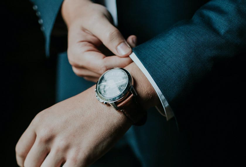 Dahulukan keperluan, barulah kehendak.