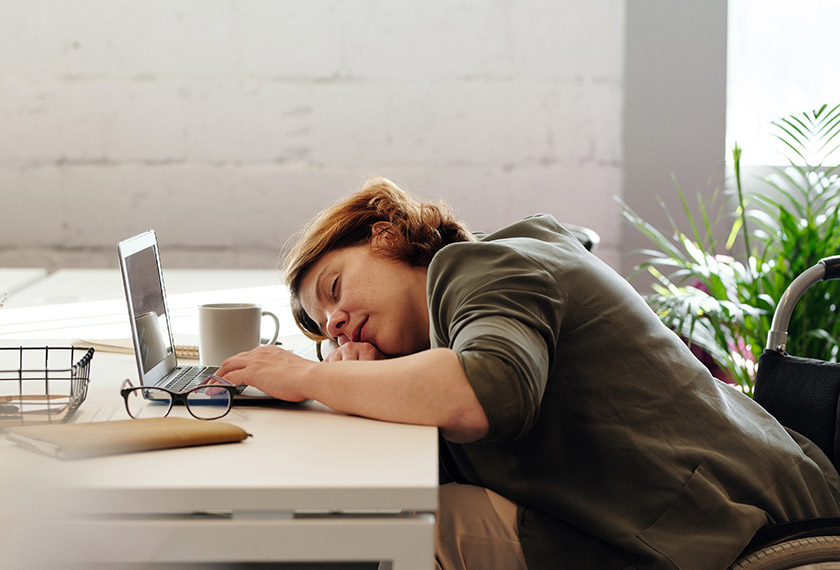 Dr. Samhan berkata, corak tidur yang tidak teratur juga boleh menyebabkan rasa mengantuk selepas makan.