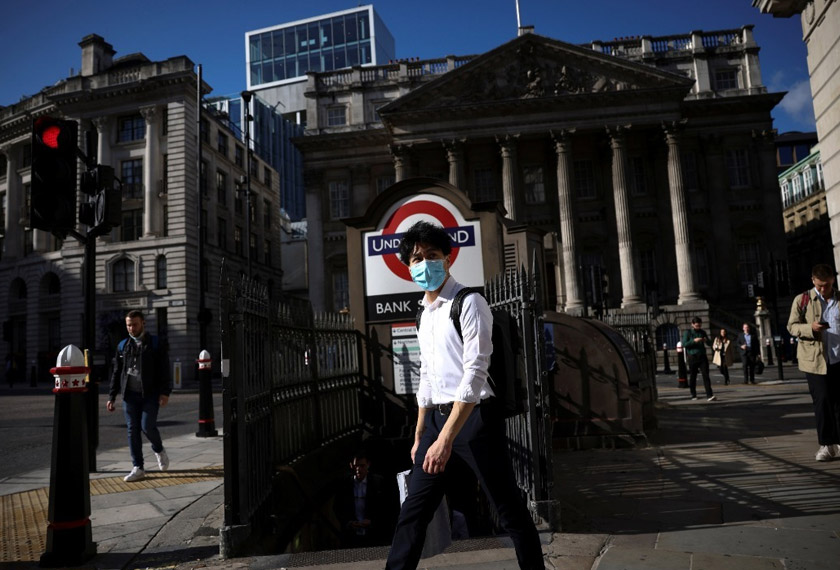 England bakal menjadi negara pertama di Britain yang melonggarkan semua sekatan. - Reuters