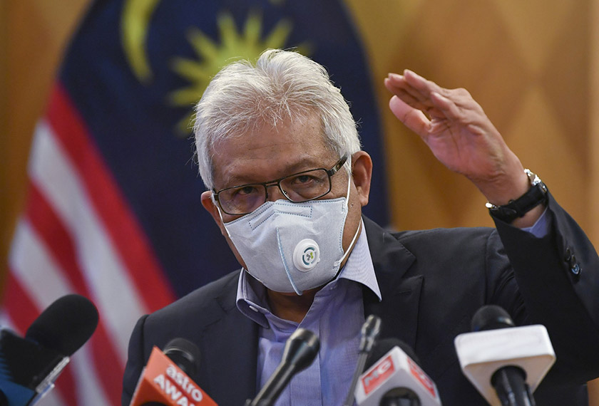 Ahli Parlimen Larut, Datuk Seri Hamzah Zainuddin, bekas menteri dalam negeri.