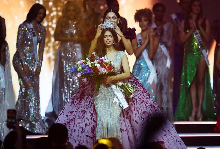 Pelakon Bollywood, Harnaaz Sandhu dinobat sebagai Miss Universe ke-70. - Foto REUTERS