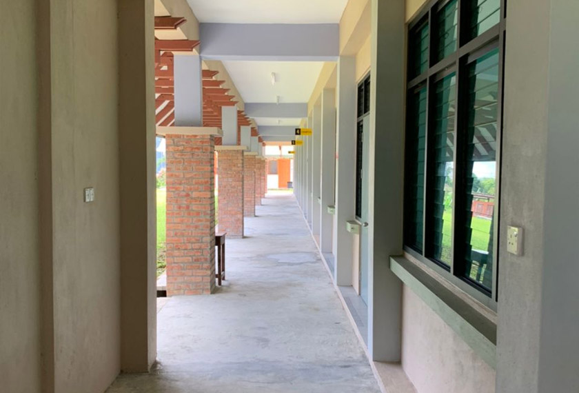 Keadaan di luar blok berkenaan yang bersih dan kondusif - Astro AWANI