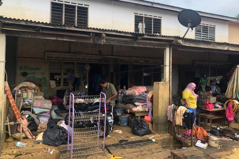 Besar harapan penduduk untuk berpindah kerana sudah letih dengan banjir yang menjadi acara tahunan di kawasan itu. - Foto Astro AWANI