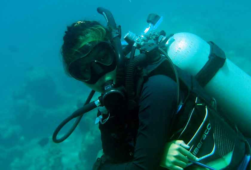 Menurut Mohd Azhar, anak bongsu dari empat beradik yang dipanggil Puteri itu sedang menjalani latihan amali selama enam bulan di negara berkenaan. - Foto Astro AWANI