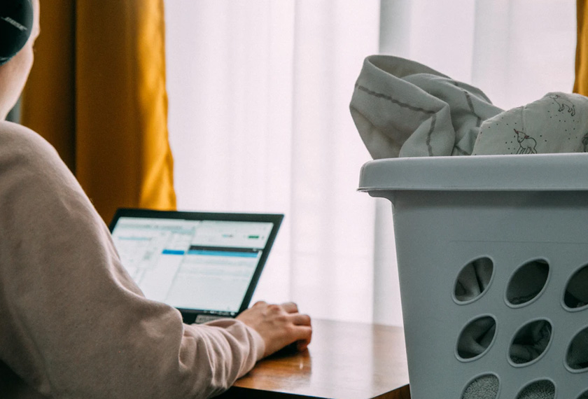 Terdapat responden yang menyatakan berasa bimbang mengenani keseimbangan antara kerjaya dan kehidupan. - Gambar hiasan