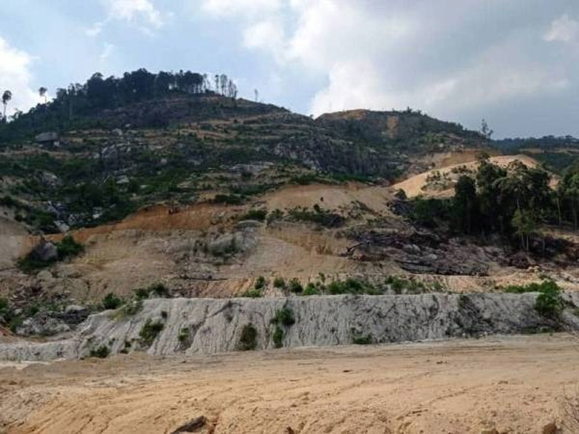 Pemaju didakwa gagal mematuhi standard EIA apabila mereka melanggar lokasi yang menjadi tanah rizab sungai. - Gambar Sinar Harian.