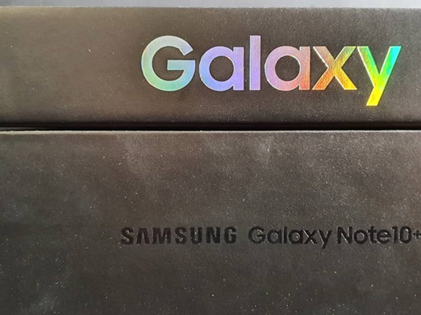 S21 Ultra 5G: Much slimmer box compared to Galaxy Note 10 Plus.