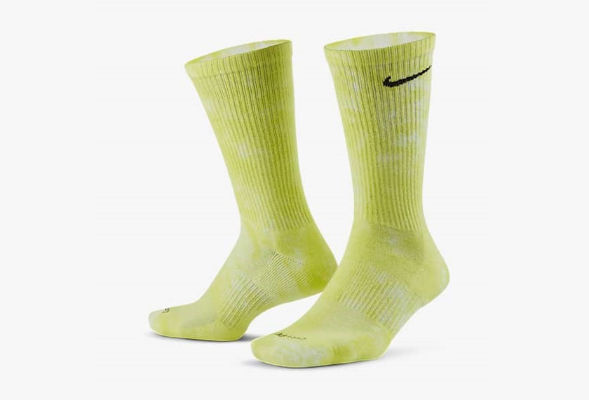  Rekaan dengan elemen kusyen memberi keselesaan dan perlindungan pada bahagian kaki anda.