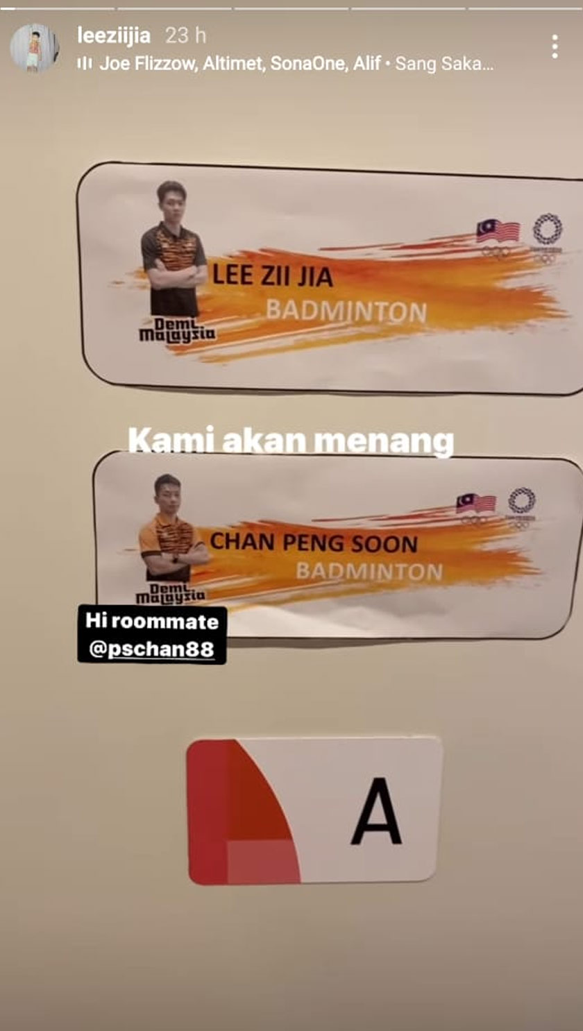 Dalam pada itu, jaguh badminton negara, Lee Zii Jia dalam Instagram Storynya memuat naik lagu Sang Saka Biru dengan menulis lirik termasuk “Kami akan menang”.