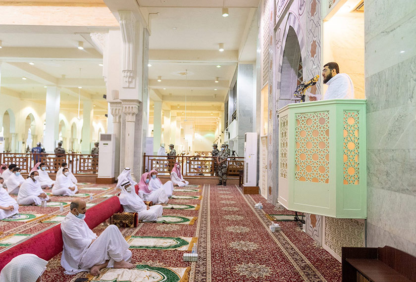 Imam Masjid Namirah di Arafah, Syaikh Dr Bandar Abdul Aziz Balilah.