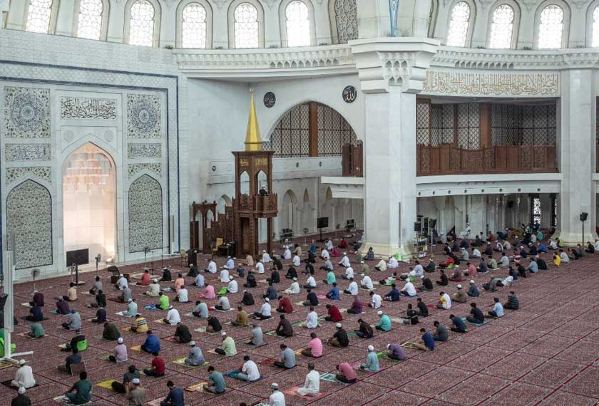 Kesyukuran selepas SOP solat Jumaat dan fardu akan dibenarkan di semua surau dan masjid di Wilayah Persekutuan