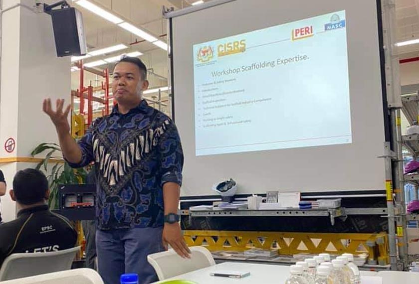 Ezuwar Yahya, pengajar perancah dan acuan di Pusat Latihan Kompetensi, PERI Asia Pacific