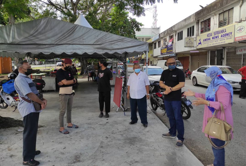 Bagi peniaga, mereka tidak langsung berniat untuk membantah namun berharap suara mereka didengari kerana bukan mudah untuk terus bertahan di waktu sebegini.