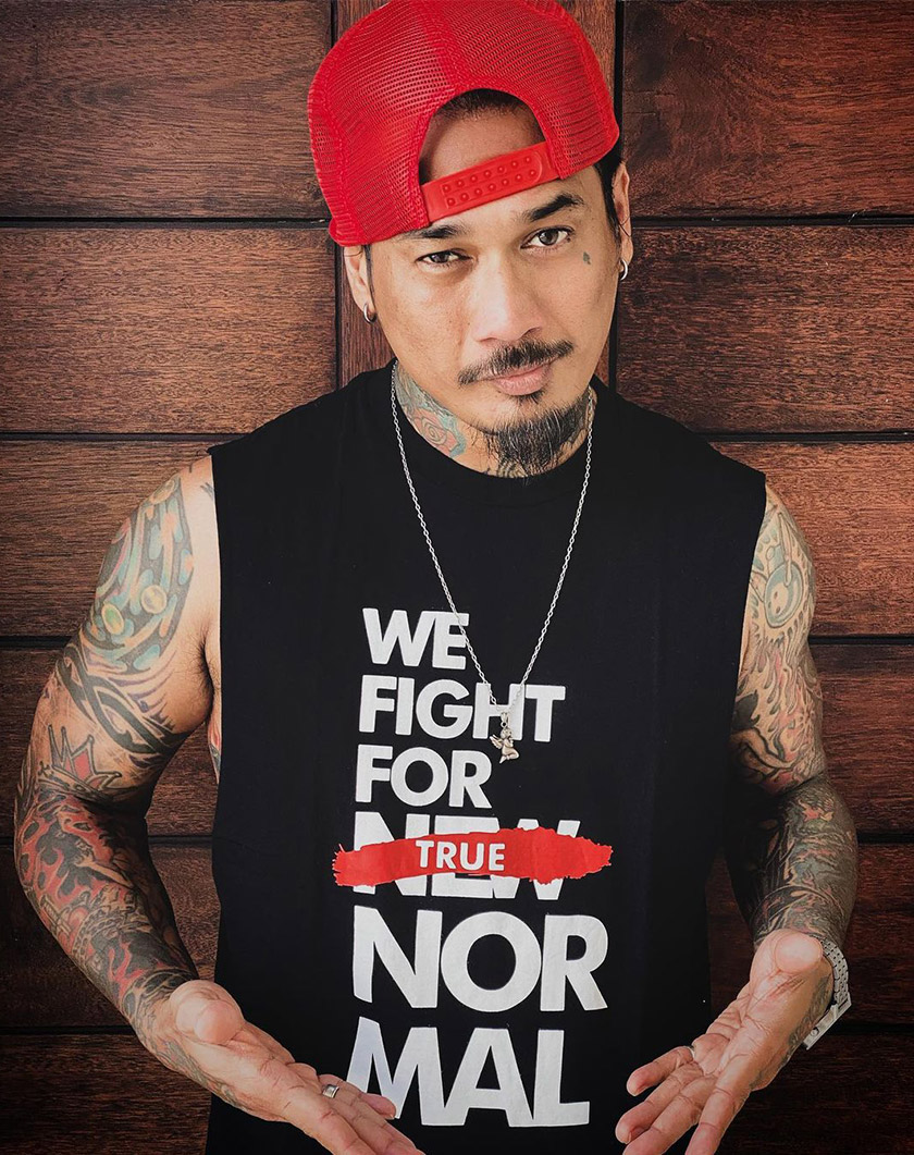 Pemuzik asal Bali, Jerinx, terkesan dengan tindakan BCL kerana dakwanya boleh menjejaskan usaha pemulihan Bali. - IG @jrxsid