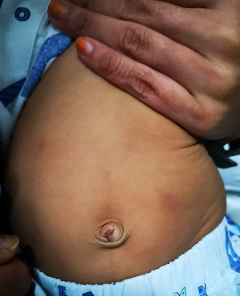 Wanita itu ditahan susulan laporan polis dibuat suaminya yang mengesyaki bayi lelaki mereka didera berikutan terdapat kesan lebam. - Foto PDRM