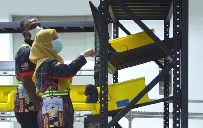 Sistem terbaharu ini memberi peluang kepada pekerja meningkatkan kemahiran berkaitan robotik dan automasi.