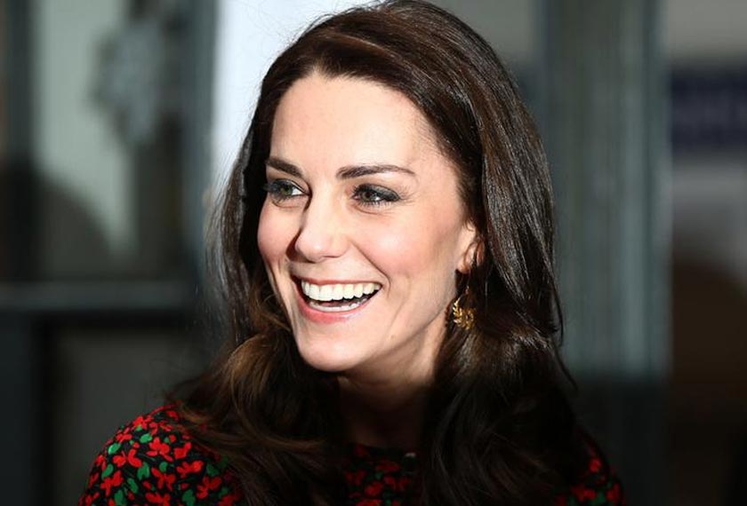 Jarak hidung dan bibir Kate antara kelebihannya.