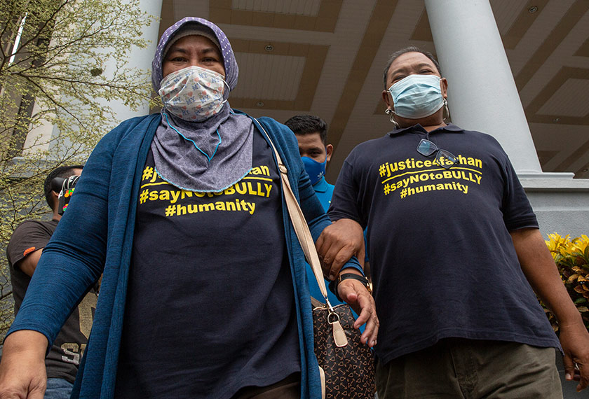 Zulkarnain Idros dan isterinya, Hawa Osman. – Gambar Astro AWANI/ SHAHIR OMAR