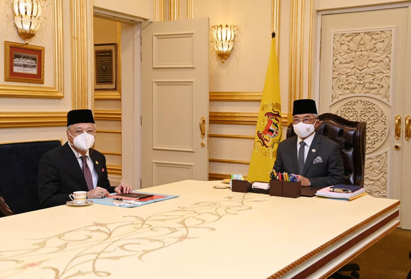   Al-Sultan Abdullah menerima menghadap Ismail Sabri di Istana Negara.