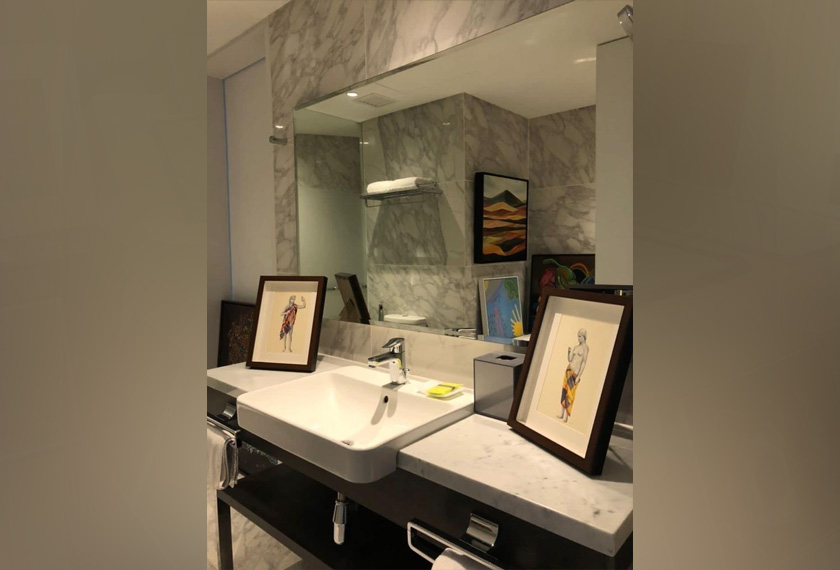 Suasana di CIMB Artober Hotel Art Fair 2021 di Hotel Element. - Gambar ihsan Segaris Art Center