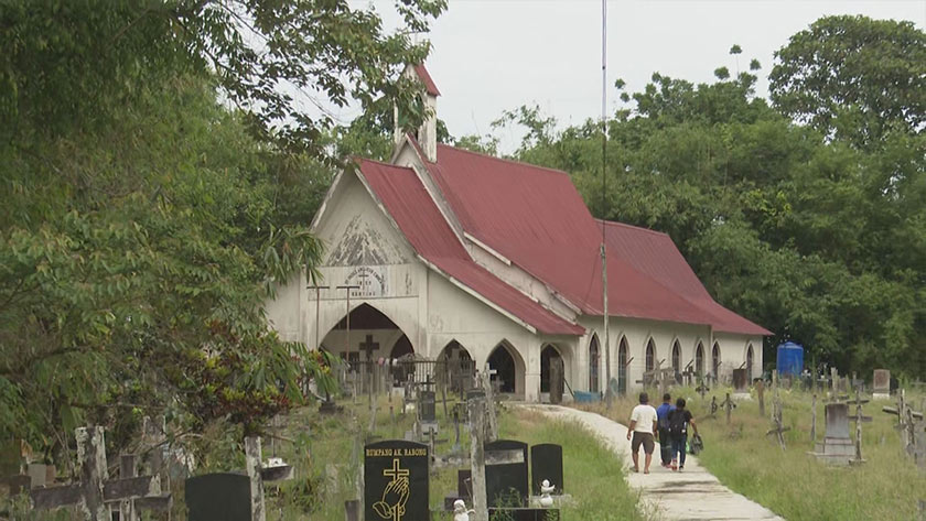Bagi memudahkan urusan ke gereja itu, jalan yang dulunya bertangga belian, kini telah bertukar wajah selepas siap dibina pada awal tahun lalu.
