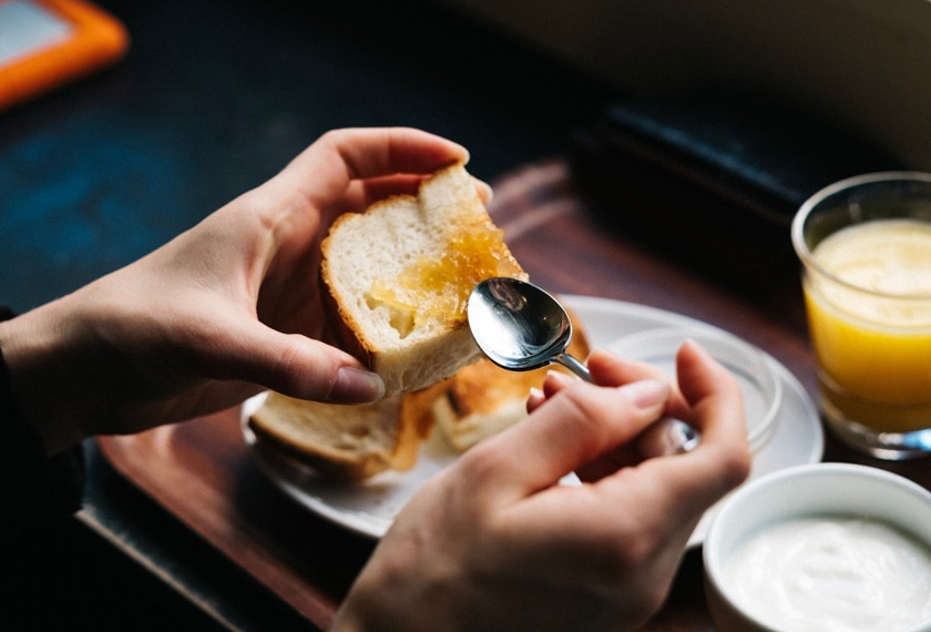 Selain daripada sapuan kaya, pelbagaikan citarasa anda dengan sapuan buter kacang daripada Amazingrace!