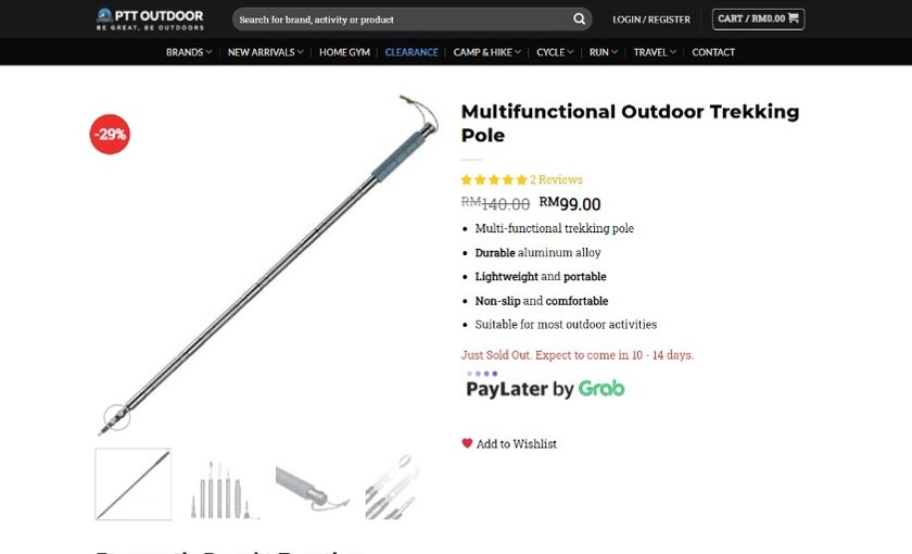 Hadir dengan enam peralatan berbeza termasuk hujung besi, pemutar skru, sudu garfu, pisau bergerigi dan wisel survival dan dua tiang tambahan.