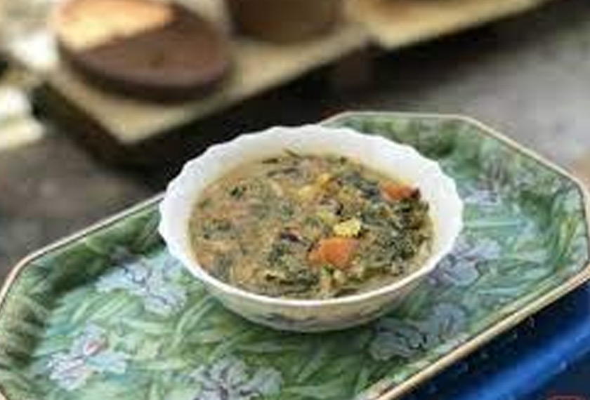 Bubur Pedas antara juadah yang dicari cari ketika bulan Ramadan. Berbeza dengan bubur nasi di Semenanjung, bubur Pedas diperbuat daripada campuran rempah istimewa. Gambar: Media Sosial