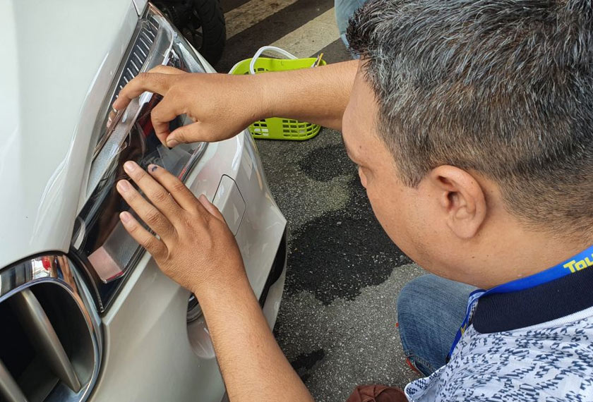 Untuk jangka masa pendek, RFID adalah pilihan tambahan ketiga kepada pelanggan lebuh raya untuk membayar tol. - Gambar PLUS