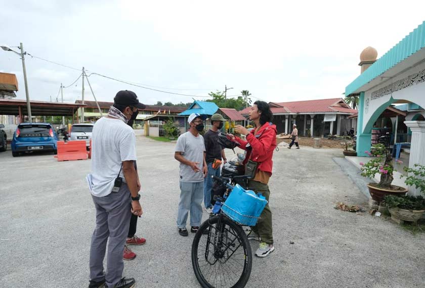 Karya berjudul “Tujuh Hari Di Bawah Matahari” itu menampilkan barisan pelakon hebat seperti Nadhir Nasar, Pekin Ibrahim dan Sherie Merlis.