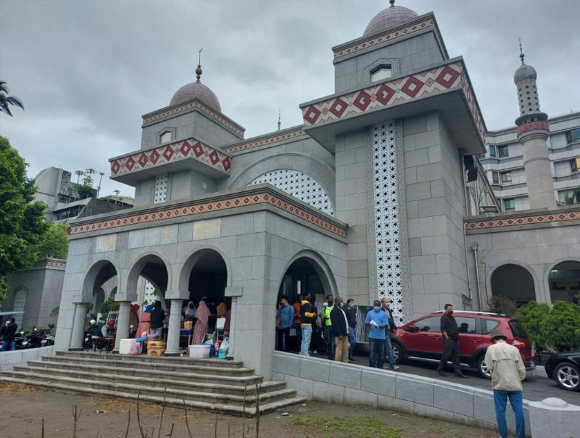 Islam mula bertapak di Taiwan dengan penghijrahan umat Islam dari tanah besar China ke Taiwan pada kurun ke-17.