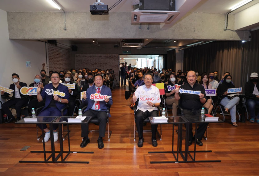 Top ECM yang memasuki edisi ketujuh itu disokong Affin Bank sebagai penaja utama dengan kerjasama platform e-dagang SUBPLACE. - Foto Sidec