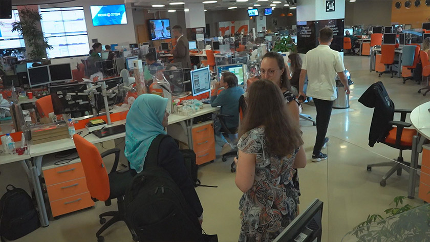 Lawatan editor AWANI Pagi, Azlinariah Abdullah ke pejabat Sputniknews.com di Moscow, Rusia. - Astro AWANI