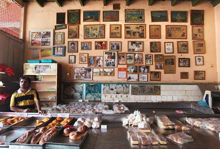 Salahuddin Bakery sudah beroperasi sejak 80 tahun lalu dan juga merupakan bakery paling ‘tua’ di Johor.