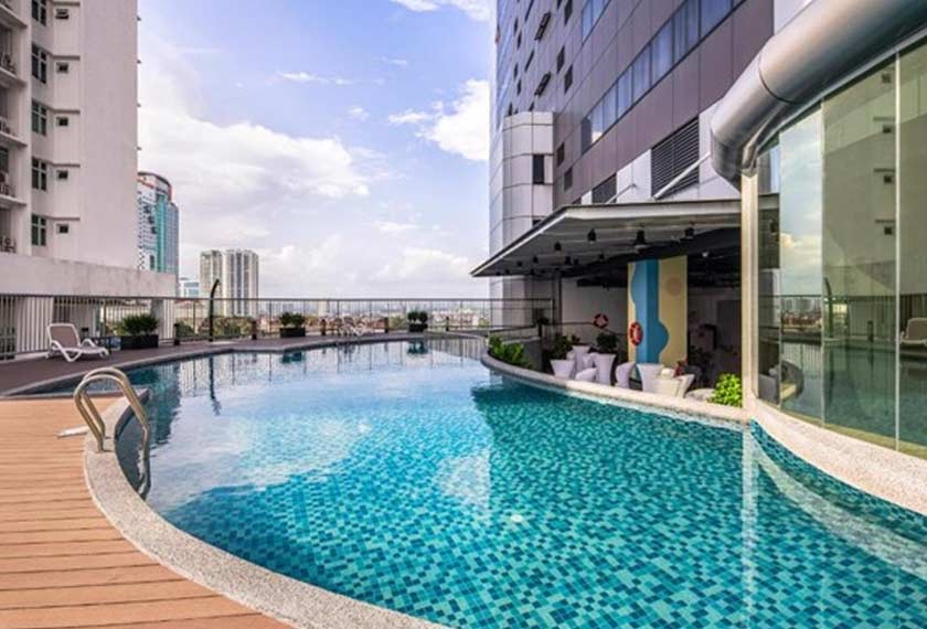 Pelbagai fasiliti disediakan di Trove Johor Bahru termasuk gimnasium dan kolam renang di tingkat 8 hotel.