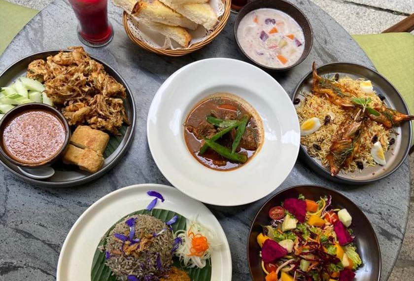 Diusahakan oleh Cef Nurilkarim, Jawi House menyediakan menu terbaik termasuk nasi lamuni, nasi briyani yang didatangkan dengan pilihan daging, ayam, udang ataupun kambing.