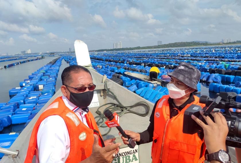 Ahli Majlis Bandaraya Pasir Gudang, Datuk Amin Ahmad berkata, pihak Bandaraya sentiasa mengambil berat tentang permasalahan yang berlaku di kawasan kampung tersebut