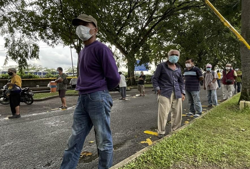 Zuraini ketika menutup perbualan memberitahu, sempena dengan Pilihan Raya Negeri Johor kali ini, beliau mengharapkan mana-mana ahli politik yang berhasrat untuk bertanding di kerusi DUN Larkin, atau mana-mana kerusi di Johor Bahru ini, untuk mengambil tahu tentang permasalahan gelandangan ini.
