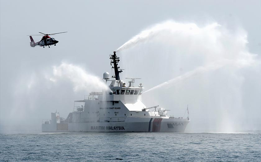 Beberapa aset Maritim Malaysia digerakkan ke perairan Selangor sempena hari bersejarah tersebut.