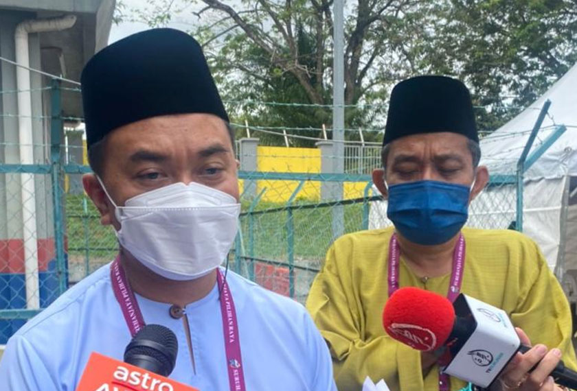 Larkin bakal menyaksikan pertandingan enam penjuru, yang calon Perikatan Nasional Zulkifli Bujang, 44 ibaratkan, akan memberi kelebihan kepada 75,458 pengundi berdaftar di kawasan ini.