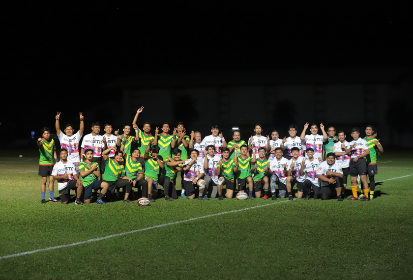 Pemain yang menyertai perlawanan persahabatan ragbi alumni KSAH.