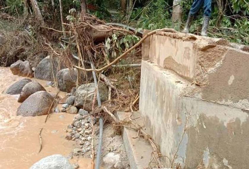 Tandak takungan pecah antara punca berlakunya limpahan air yang membentuk fenomena kepala air. - Foto Sinar Harian